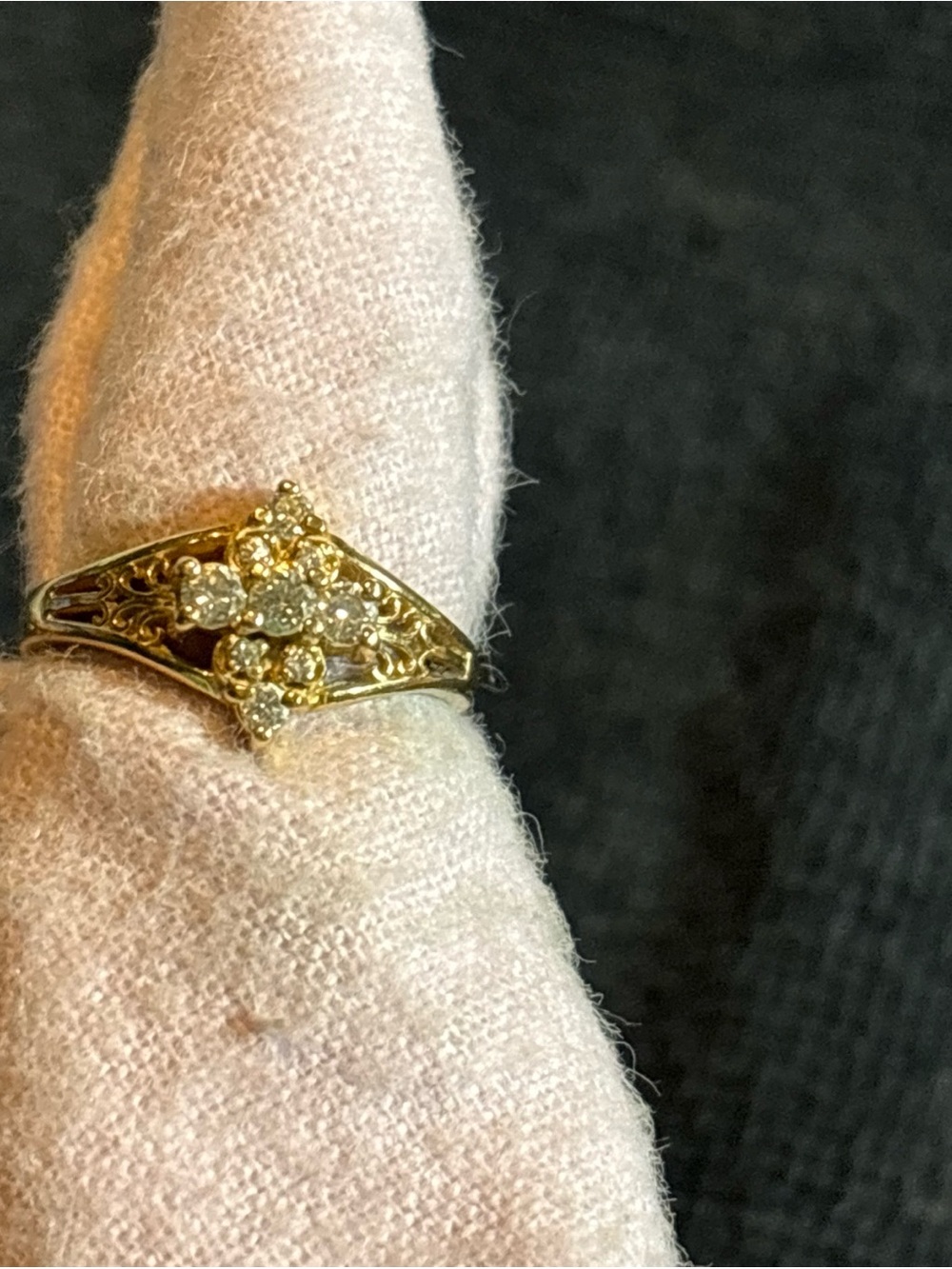 14k gold diamond ring. Woman’s Sz 6.75